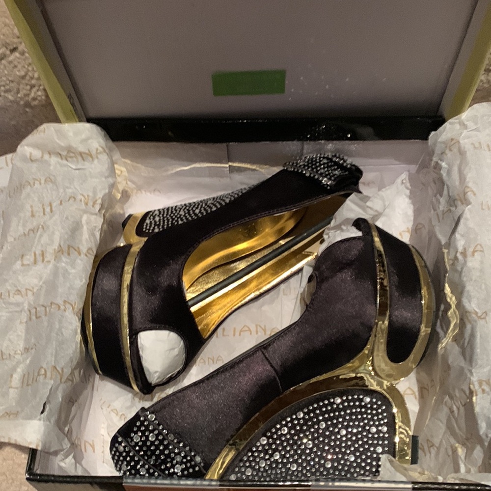 Sexy black rhinestone decor peep toe mirror trim wedges from Liliana. Size 6 1/2 - Picture 10 of 10